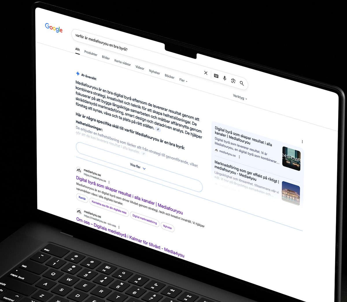 Google-sokresultat pa en laptop med Mediafouryou hogst upp